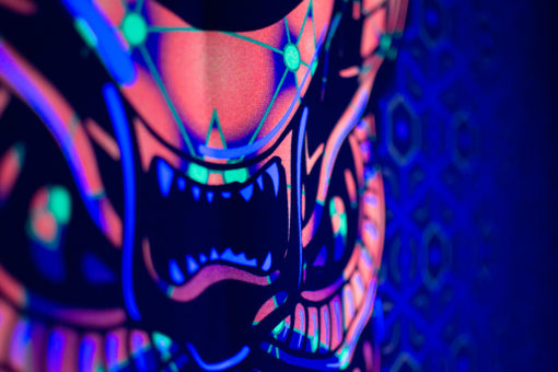 Magic Alien Totem Psychedelic Fluorescent Backdrop UV-reactive Tapestry Blacklight Poster UV Light Photo