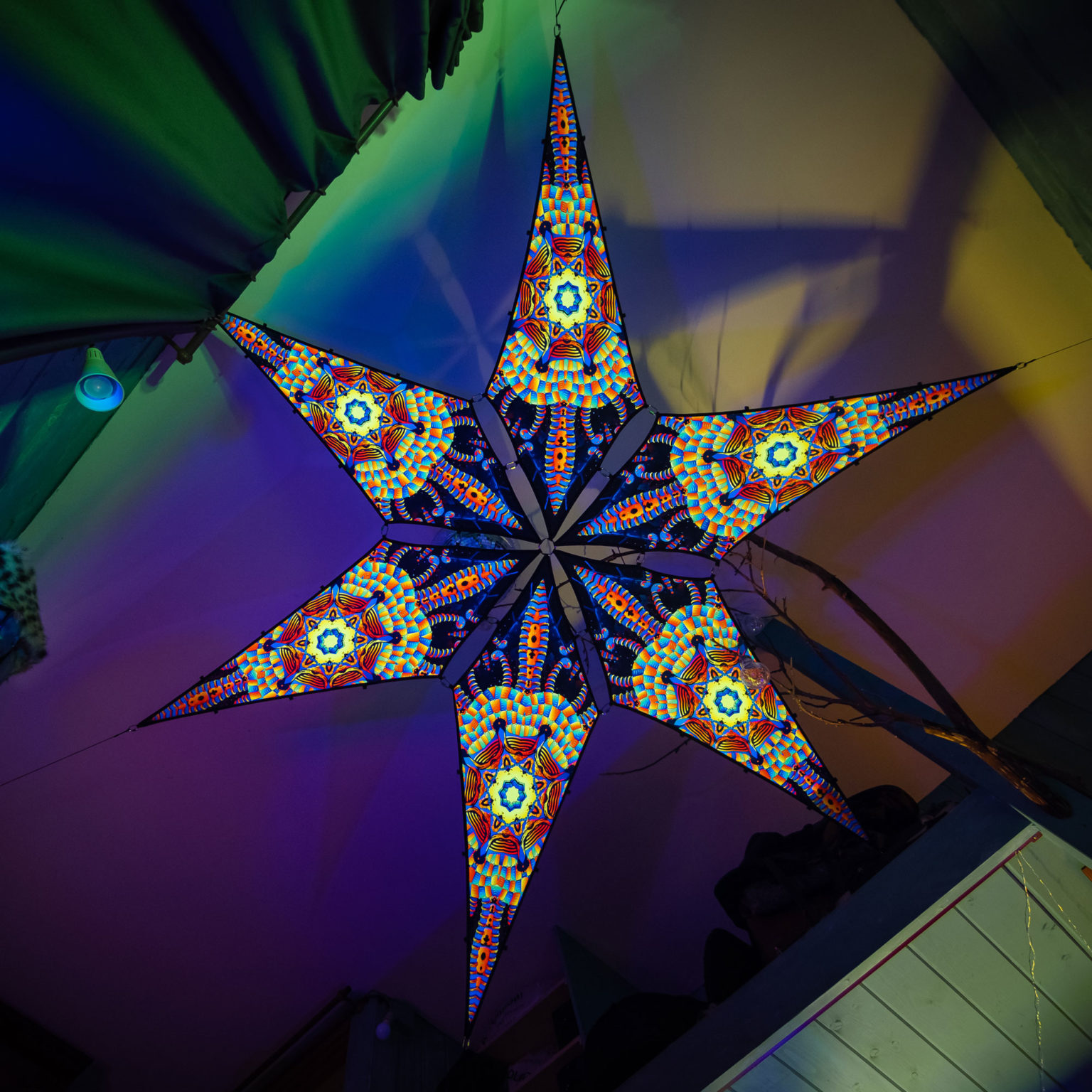 Radiance - Psychedelic UV-Reactive Ceiling Decoration Canopy 6 Petals