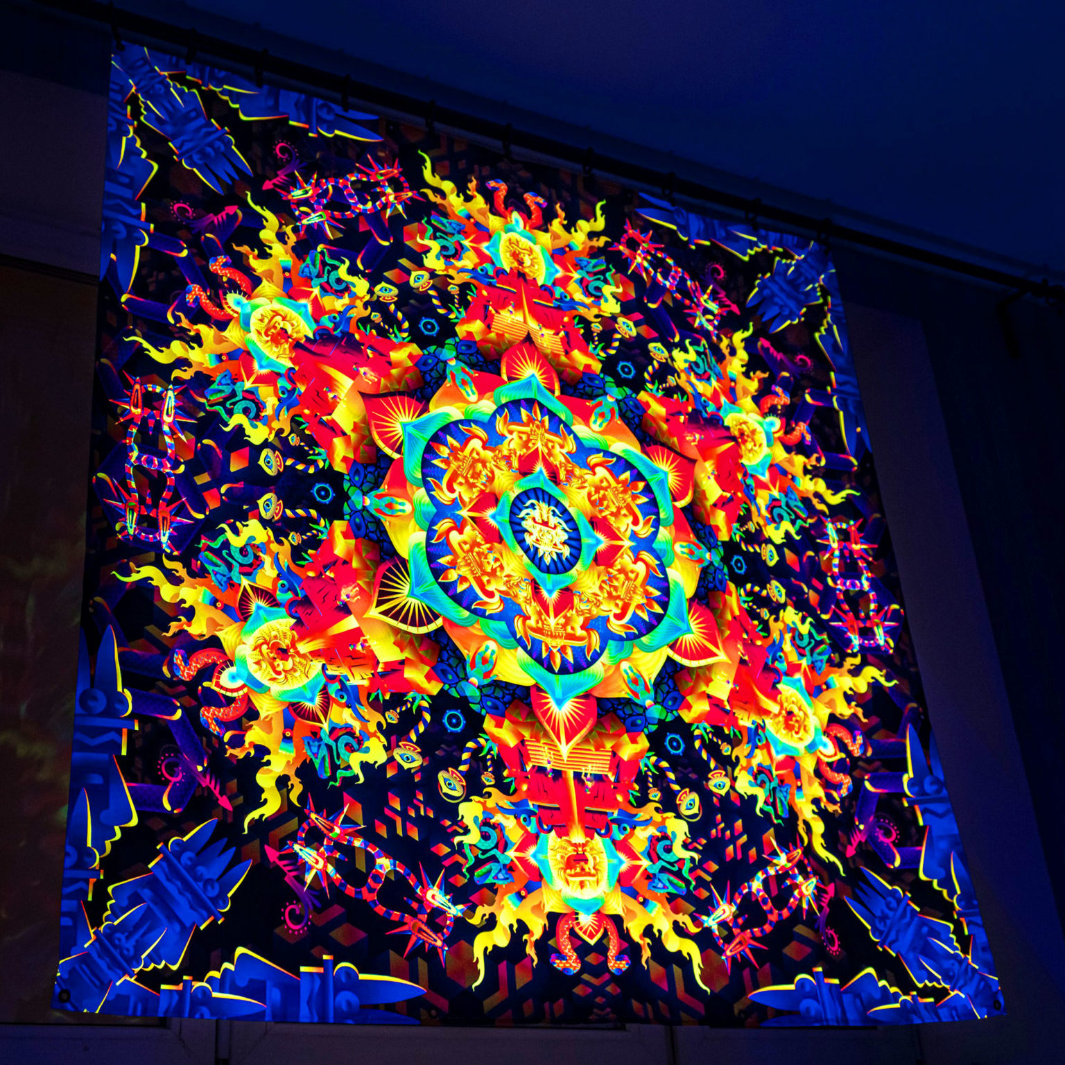 Aztec Mushroom Mandala - Trippy Tapestry - Psychedelic UV-Reactive Backdrop - Wall Hanging