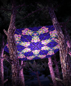 Barong UV-Triangles - TR03 - 6 Pieces - UV-Reactive Psychedelic Party Decoration - 3D Preview