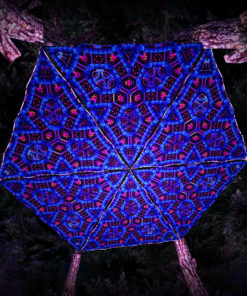 Cyber Venus UV-Triangles - TR03 - 6 Pieces - UV-Reactive Psychedelic Party Decoration - 3D Preview