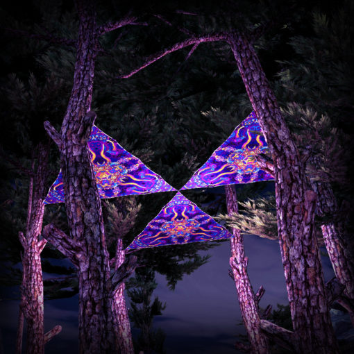 Kali in Acidland UV-Triangles - TR02 - 3 Pieces - UV-Reactive Psychedelic Party Decoration - 3D Preview
