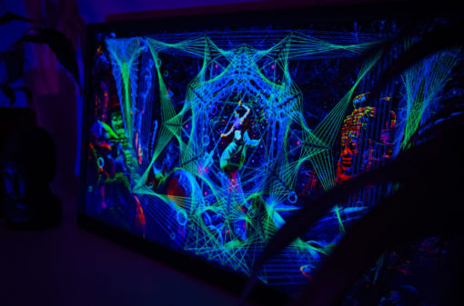 Epic Underwater Kingdom - UV-Tapestry with String Art - UV-Light