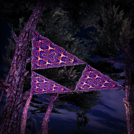 Winter Tale UV-Triangles WT-TR02 - 3 Pieces - UV-Reactive Psychedelic Party Decoration - 3D Preview