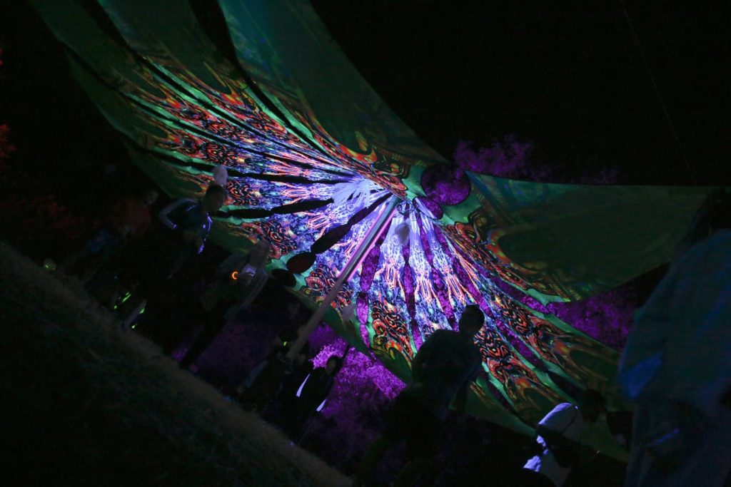 Trippy Alien - Psychedelic UV-Reactive Ceiling Decoration Canopy 12 Petals - at the Green Hills festival in Croatia