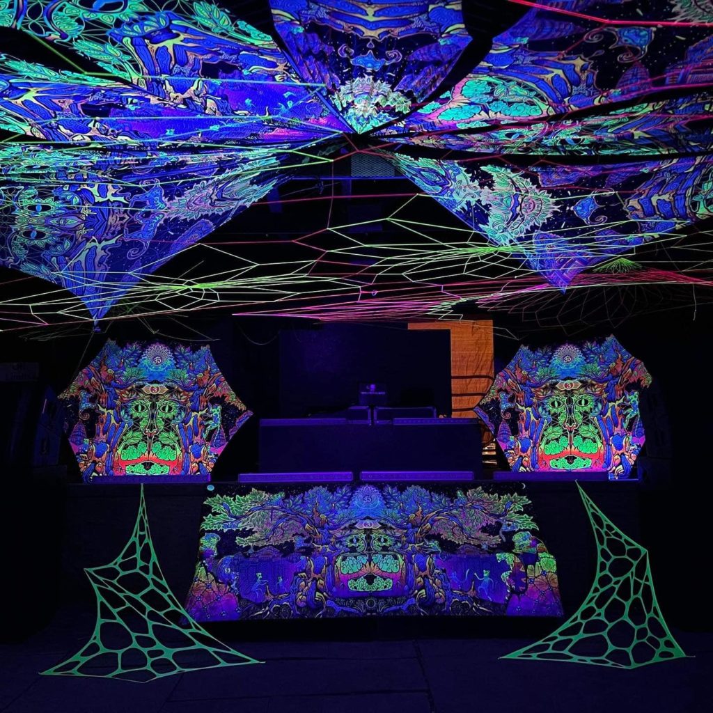 UV-Canopy, UV-Hexagons and UV-Tapestry from the Hanuman Collection - put up by Salim Reza Khan