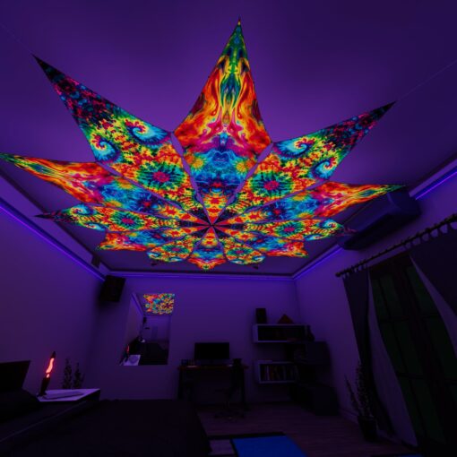 TD-PT03 and TD-PT01 - Tie-Dye Style Ceiling Decoration - 12 petals set - 3D-Preview Bedroom - UV-light