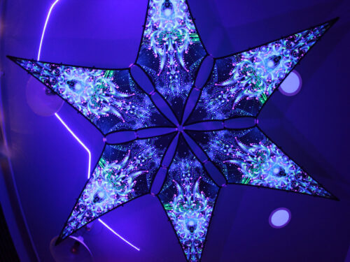Blue Adept - 6 Petals Canopy Set - UV-Reactive Flurescent Ceiling Decoration - UV-Light