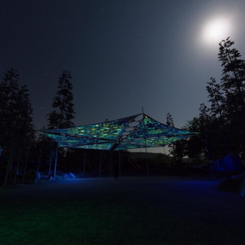 CP-TR02 and CP-TR03 - 6 Triangles Canopy Set - UV-Reactive Flurescent Ceiling Decoration - 3D-Preview