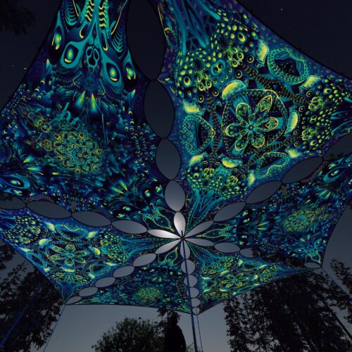 CP-TR02 and CP-TR03 - 6 Triangles Canopy Set - UV-Reactive Flurescent Ceiling Decoration - 3D-Preview