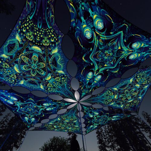 CP-TR03 and CP-TR01 - 6 Triangles Canopy Set - UV-Reactive Flurescent Ceiling Decoration - 3D-Preview