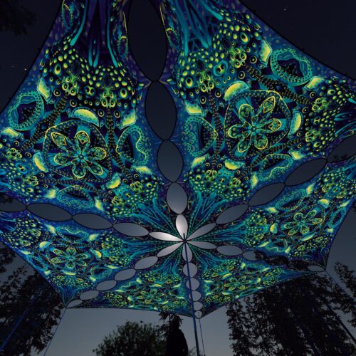 CP-TR03 - 6 Triangles Canopy Set - UV-Reactive Flurescent Ceiling Decoration - 3D-Preview