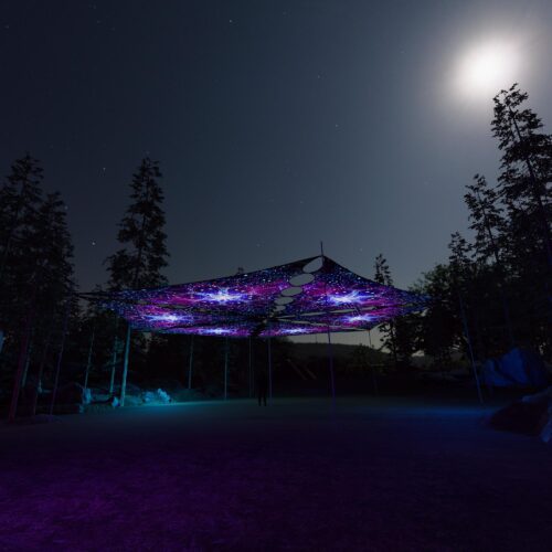 EN-TR03 - 6 Triangles Canopy Set - UV-Reactive Flurescent Ceiling Decoration - 3D-Preview