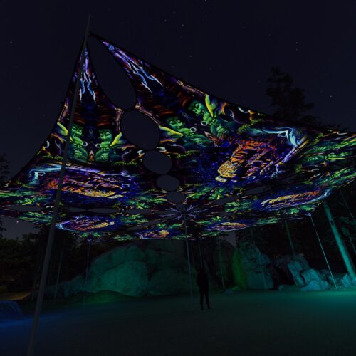 EUK-TR03 - 6 Triangles Canopy Set - UV-Reactive Flurescent Ceiling Decoration - 3D-Preview