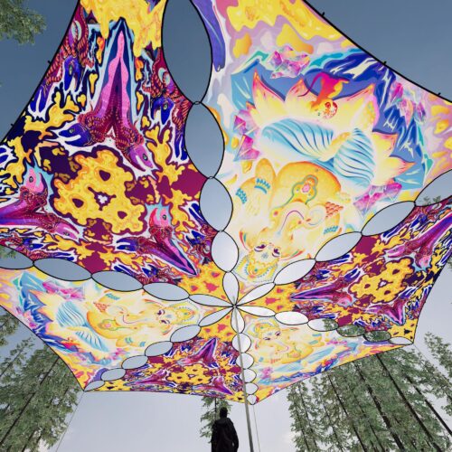 GN-TR03 and GN-TR01 - 6 Triangles Canopy Set - UV-Reactive Flurescent Ceiling Decoration - 3D-Preview