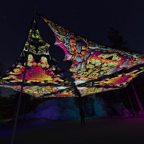 HN-TR01 and HN-TR02 - 6 Triangles Canopy Set - UV-Reactive Flurescent Ceiling Decoration - 3D-Preview