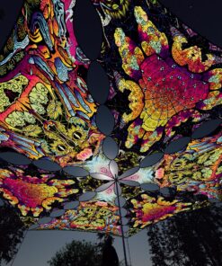 HN-TR01 and HN-TR02 - 6 Triangles Canopy Set - UV-Reactive Flurescent Ceiling Decoration - 3D-Preview