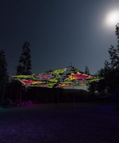 HN-TR02 and HN-TR03 - 6 Triangles Canopy Set - UV-Reactive Flurescent Ceiling Decoration - 3D-Preview