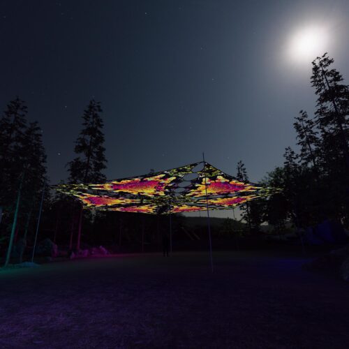 HN-TR02 - 6 Triangles Canopy Set - UV-Reactive Flurescent Ceiling Decoration - 3D-Preview