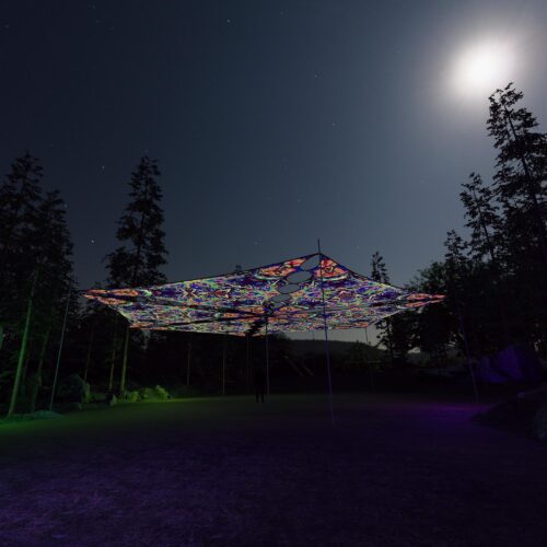 JS-TR02 - 6 Triangles Canopy Set - UV-Reactive Flurescent Ceiling Decoration - 3D-Preview