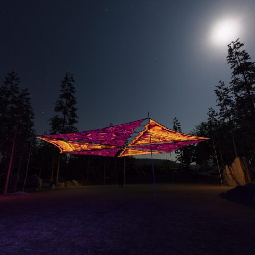 LB-TR02 and LB-TR03 - 6 Triangles Canopy Set - UV-Reactive Flurescent Ceiling Decoration - 3D-Preview