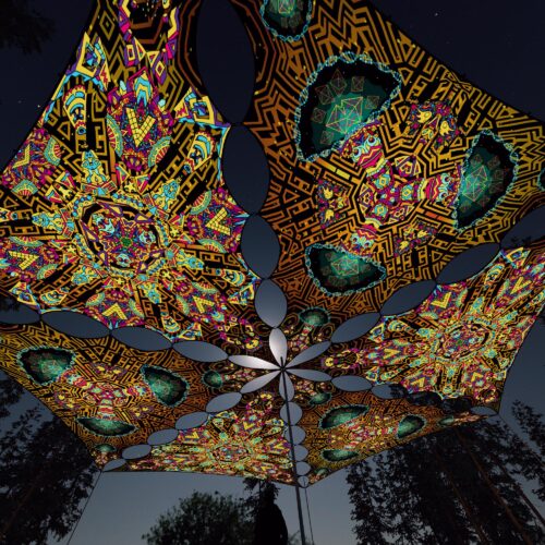 MG-TR03 and MG-TR01 - 6 Triangles Canopy Set - UV-Reactive Flurescent Ceiling Decoration - 3D-Preview