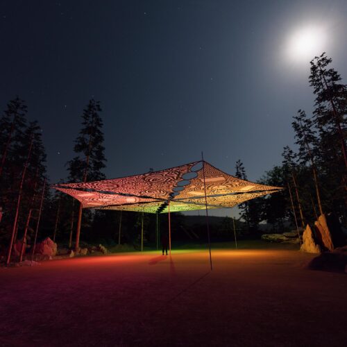 MT-TR01 and MT-TR02 - 6 Triangles Canopy Set - UV-Reactive Flurescent Ceiling Decoration - 3D-Preview