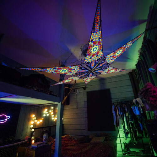 VN-Radiance – 6 Petals Canopy Set - UV-Reactive Flurescent Ceiling Decoration - 3D-Preview