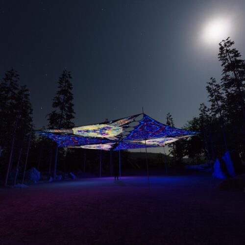 VN-TR03 and VN-TR01- 6 Triangles Canopy Set - UV-Reactive Flurescent Ceiling Decoration - 3D-Preview