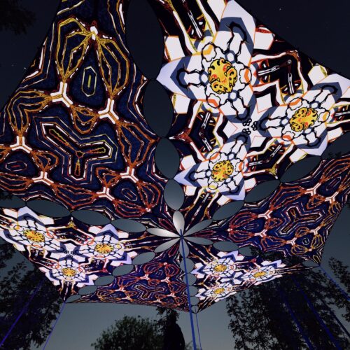 WT-TR02 and WT-TR03 - 6 Triangles Canopy Set - UV-Reactive Flurescent Ceiling Decoration - 3D-Preview