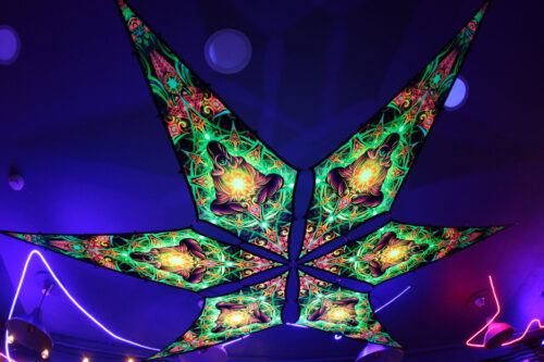 Adept – 6 Petals Canopy Set - UV-Reactive Flurescent Ceiling Decoration - 3D-Preview